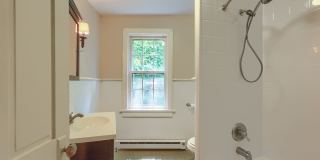 Spacious 3 Bedroom Single Family Home in the Capital District Gallery 8