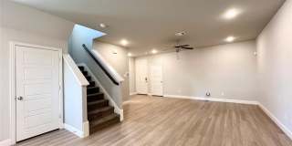 5000-5002 Villas Drive Gallery 13