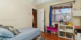 1250 SW 113th Ter Gallery 21