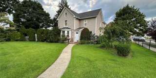 73 Davison Avenue Gallery 1