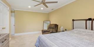 7514 Wellesley Park S Gallery 23