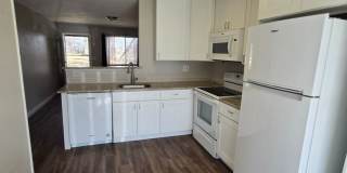 Ranch Style Townhome in convenient location Gallery 9