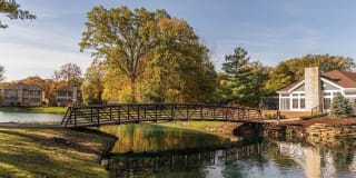 Fairlane Woods Apartments Gallery 20