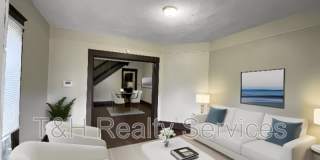 1029 North Parker Avenue Gallery 3