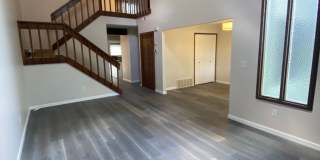 BEAUTIFUL 2 Bed 1.5. Bath Townhome in Can't Beat South Boulder Location BEAUTIFUL 2 Bed 1.5. Bath Townhome in Can't Beat South Boulder Location Gallery 1