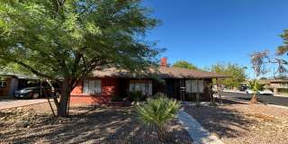 Charming 3-Bed/2-Bath Single-Story Ranch Home in Historic Huntridge Gallery 1