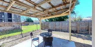 160 S Fredericksburg St Gallery 14