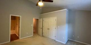 Prime North Raleigh Townhome with Dual Suites & Community Pool Gallery 13