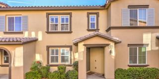 Like New Townhouse Walking Distance to Downtown Summerlin! Gallery 1