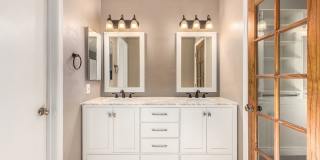 Fantastic Chandler Home Without Carpet! Gallery 13