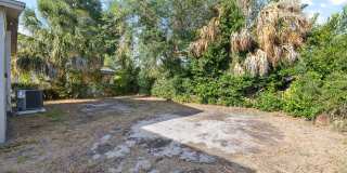 Spacious 3bdrm/1bath with bonus room ** $1,595.00 ** Section 8 OK ** Ready NOW ** Gallery 6