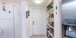 3165 Northeast 184th Street Gallery 25