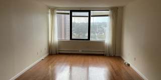 4 Martine Avenue Gallery 3