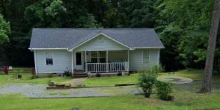 Room in 3 Bedroom Home at Rehobeth Rd Gallery 1