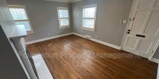 252 East Edwin Circle Gallery 12