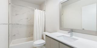 2505 NE 193rd St Gallery 12