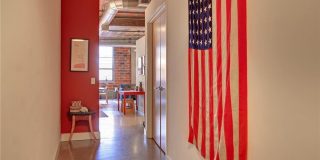 718 Washington Avenue N Gallery 10