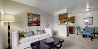 NORTHRIDGE COURT APARTMENT HOMES Gallery 3