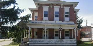 121 South Cherry Street - 1/2 Upstairs Gallery 1