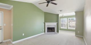 Spacious 2-Bedroom Condo with Sunroom & Resort-Style Amenities! Gallery 8