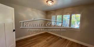 Beautifully Remodeled 4 Bed/2 Full Bath + 2 1/2 Bath Country Club Park Home Gallery 16