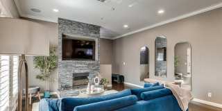 6162 N Brookline Avenue Gallery 6