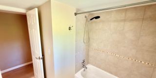 Spacious 4BD/3BA Bellevue Home with Private Backyard & Garage Gallery 13