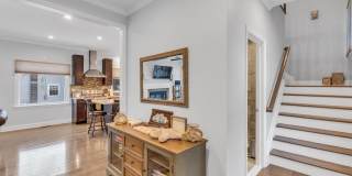 300 Fiddler Lane Gallery 12