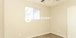 13517 North Luna Street Gallery 11