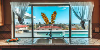 Los Feliz/Hollywood Hills AMAZING 6 Bed/4 Bath/Pool Luxury Home for Lease! Gallery 7