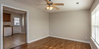 Fort Town Place Gallery 7