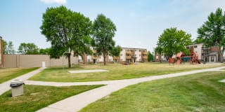 Forest Park Apartments Gallery 22