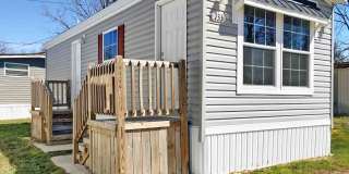 133 Rea St. Gallery 1