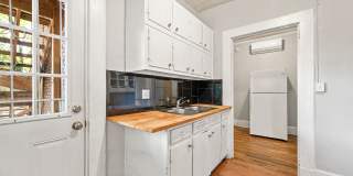 447 Wabash Avenue Northeast - 1 Gallery 10