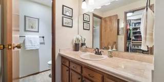 Fully Furnished View Condo Gallery 14