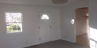 2 BED/1 BATH HOME IN NEWLANDS AVAILABLE June 15th! Gallery 3