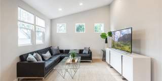 4039 Clayton Avenue West Gallery 3