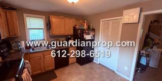 House in Midway Available September 1, Updated Kitchen & Bath, Fenced Yard, 2 Car Garage Gallery 5