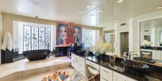 10477 N 101st Place Gallery 29