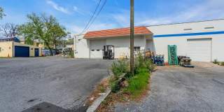 449 N CAMERON Street Gallery 17