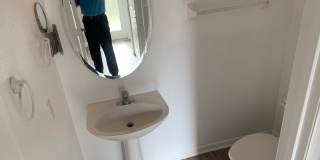 BEAUTIFUL 3/2.5 Townhome In Avalon Park! Gallery 9