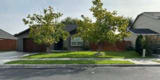 Three-bedroom House Gallery 1