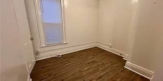 Move in Ready 4 Bedroom 1 1/2 bath house Available Gallery 6