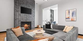 Corsa Gallery 25