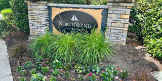 Charming Condo in Terrific Waterfront Location Gallery 3
