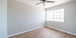 2102 - 2108 Drescher Street Gallery 22