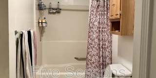 115-7 North Winooski Avenue - 7 Gallery 20