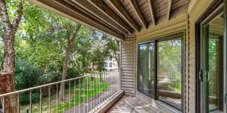 Parkside at Medicine Lake Gallery 11