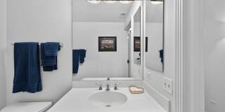 565 W Quincy Street Gallery 13