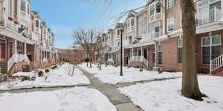 273 ROSLYN CT Gallery 6